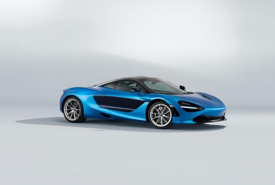  McLaren MSO 720S Pacific Theme 2018 года  (фото 1 из 8)